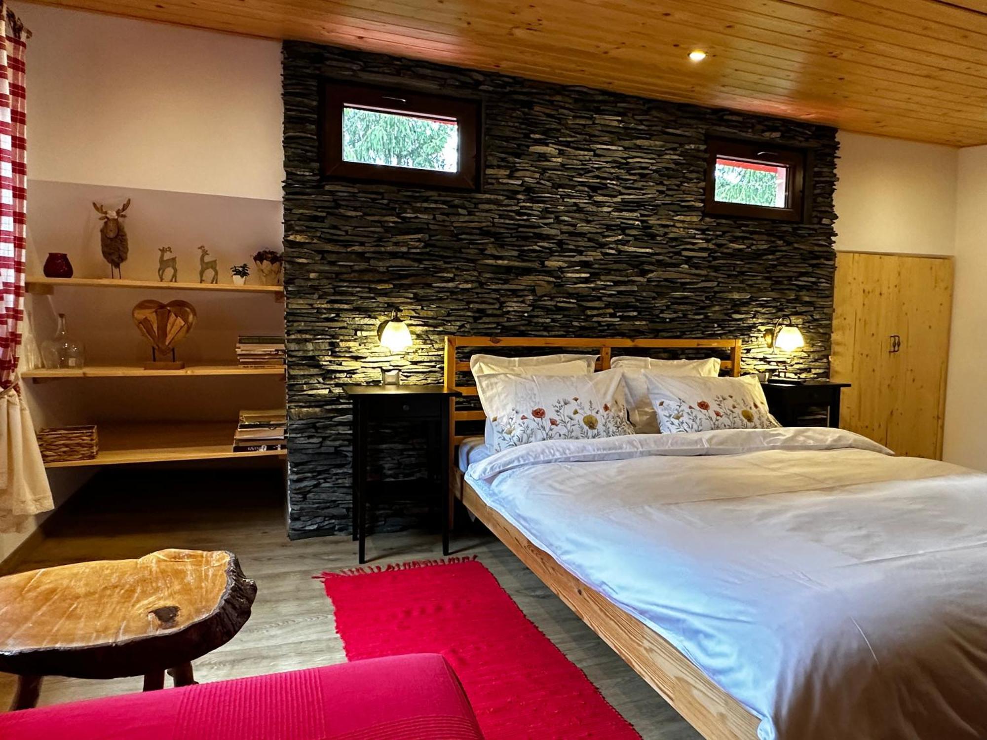 Muntele Cacovei  Mountain Chalet - Cabana La Muntele Baisorii מראה חיצוני תמונה