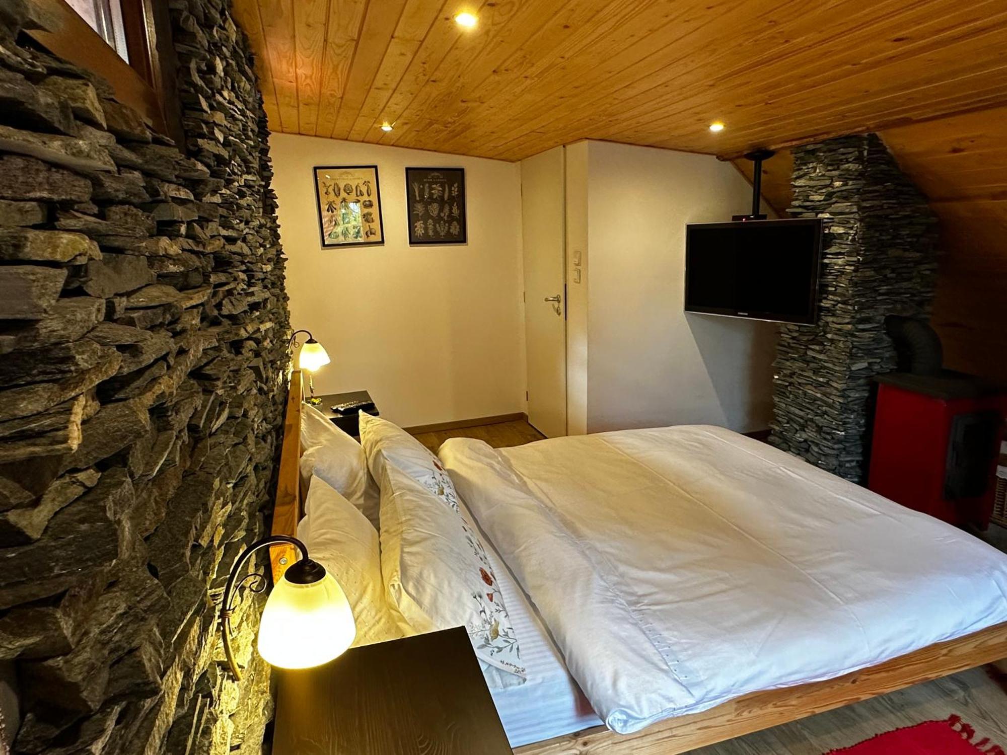 Muntele Cacovei  Mountain Chalet - Cabana La Muntele Baisorii מראה חיצוני תמונה