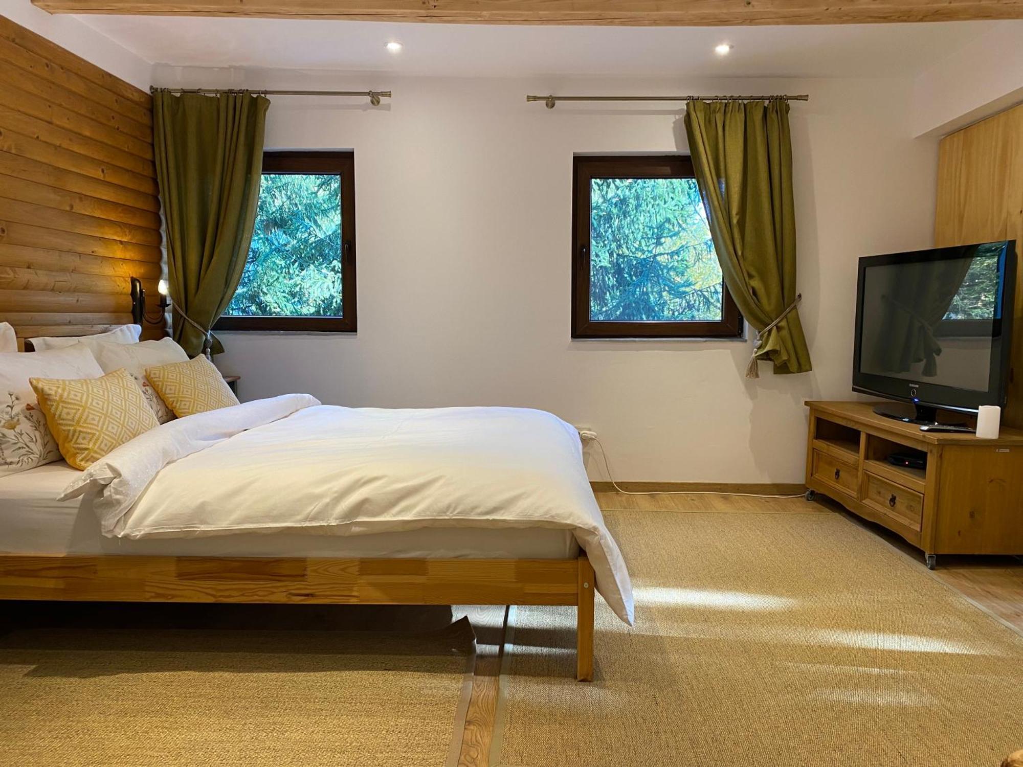 Muntele Cacovei  Mountain Chalet - Cabana La Muntele Baisorii מראה חיצוני תמונה
