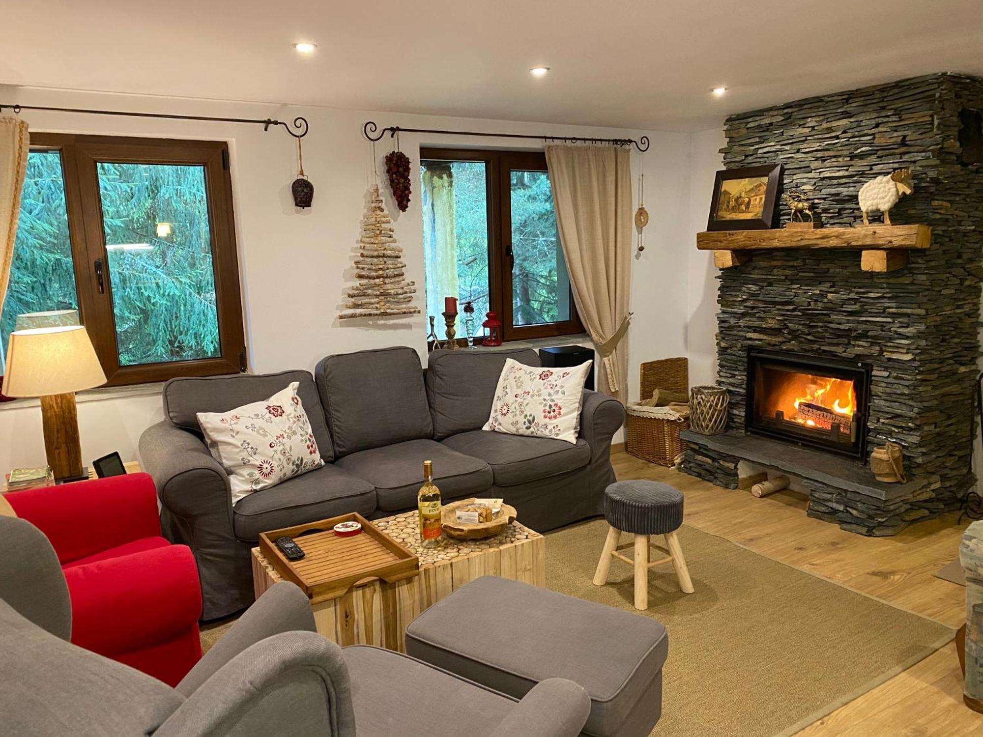 Muntele Cacovei  Mountain Chalet - Cabana La Muntele Baisorii מראה חיצוני תמונה